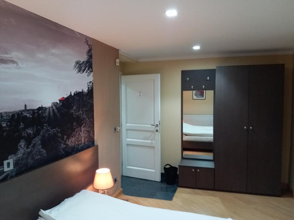 Hotel Vila Hayat Σαράγεβο Εξωτερικό φωτογραφία
