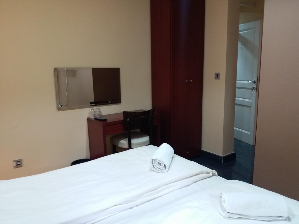 Hotel Vila Hayat Σαράγεβο Εξωτερικό φωτογραφία