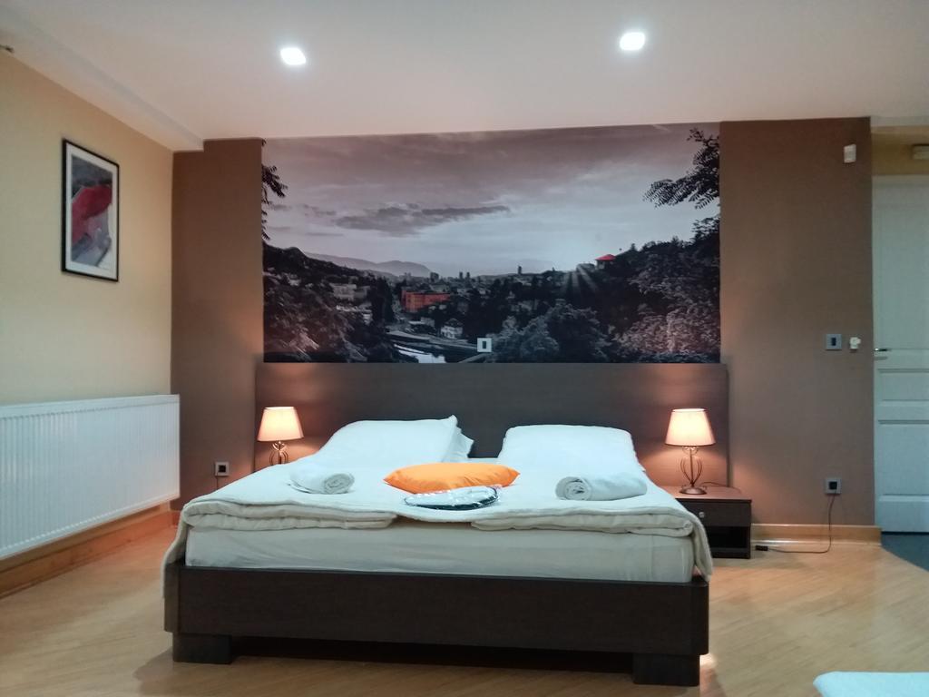 Hotel Vila Hayat Σαράγεβο Εξωτερικό φωτογραφία