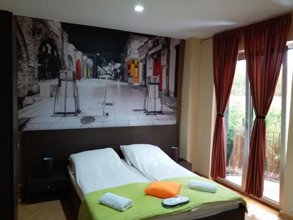 Hotel Vila Hayat Σαράγεβο Εξωτερικό φωτογραφία