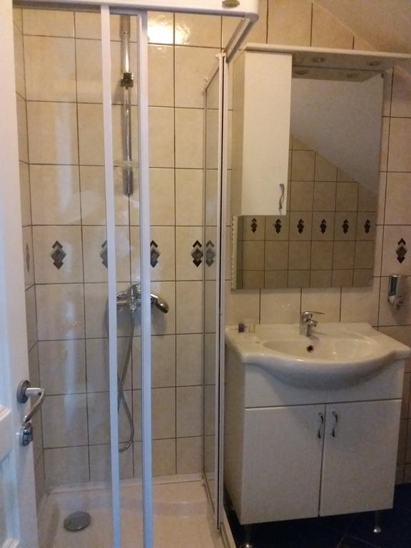 Hotel Vila Hayat Σαράγεβο Δωμάτιο φωτογραφία