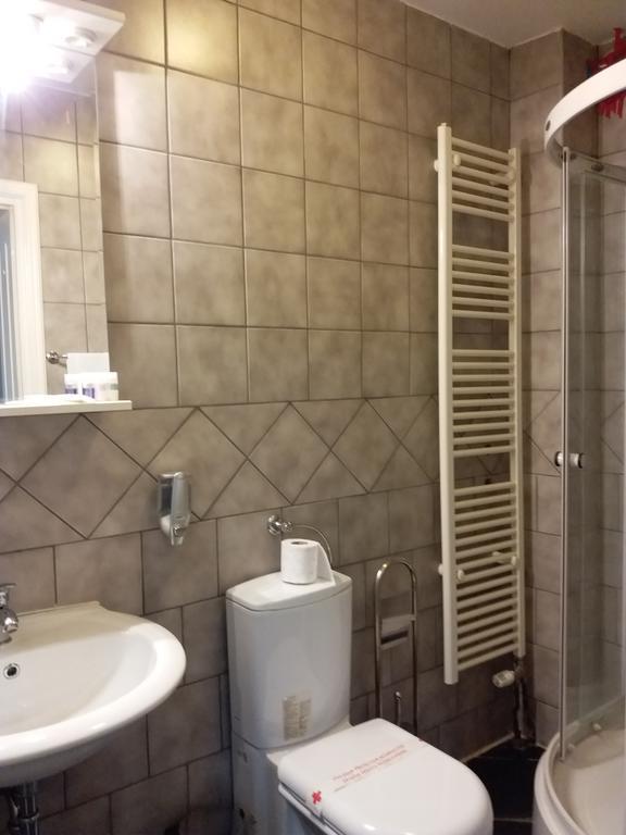Hotel Vila Hayat Σαράγεβο Δωμάτιο φωτογραφία